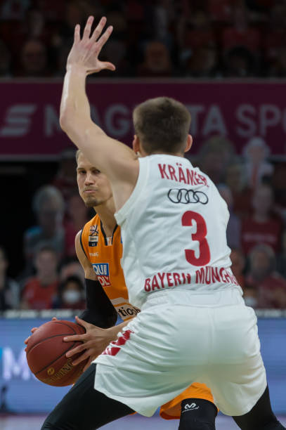 的实力与潜 的实力与潜